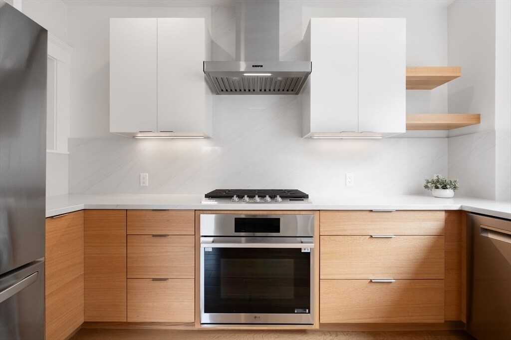 97 Fayerweather St in Cambridge, MA - Building Photo
