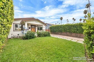 5150 S Manhattan Pl in Los Angeles, CA - Foto de edificio - Building Photo