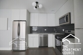 6331 N Magnolia Ave in Chicago, IL - Building Photo - Building Photo