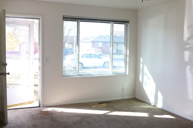 324 N 1020 E St in Provo, UT - Building Photo - Building Photo