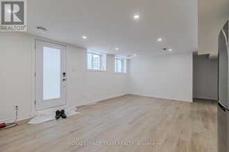 142 Lumen Pl in Ottawa, ON - Building Photo - Building Photo