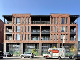 6340 W Belmont Ave in Chicago, IL - Building Photo