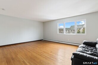 86 Harbor Dr in Stamford, CT - Building Photo - Building Photo