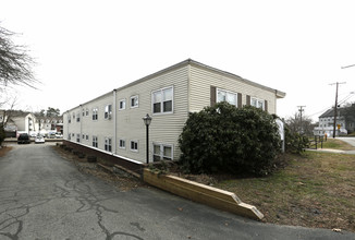 Andover Crossing Apartments in Andover, MA - Building Photo - Building Photo