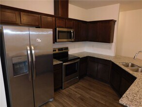 2995 W Azurite St in Fayetteville, AR - Foto de edificio - Building Photo