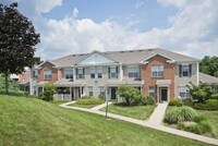 Bear Run Village - Bear Run Village Apartments in Pittsburgh, Pennsylvania