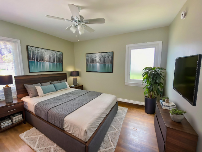 property at 221 Union Pl