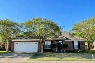 9524 Helmsley Cir in Montgomery, AL - Building Photo