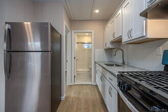 72 S Main St in New City, NY - Building Photo - Building Photo