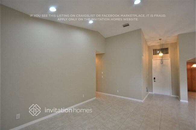5812 NW 121 Ter in Coral Springs, FL - Building Photo - Building Photo