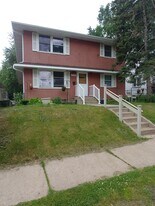 1230 Hewitt Ave, Unit 2 in St. Paul, MN - Building Photo