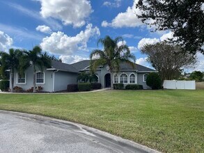 1895 Orangewood Ct in Bartow, FL - Building Photo - Building Photo