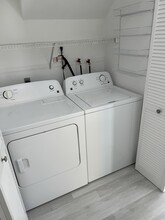 6235 SW Kendale Lakes Cir, Unit Paseo Real Condominium in Miami, FL - Building Photo - Building Photo
