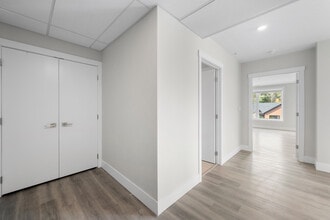 29 Heckman Ave in Bridgewater, NS - Building Photo - Building Photo