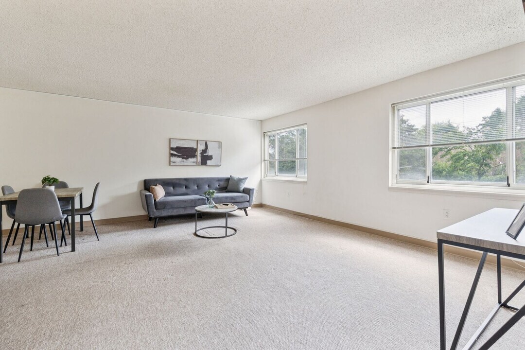1711 Bellevue Ave in Richmond, VA - Building Photo