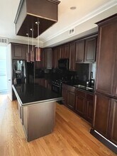 2437 N Francisco Ave-Unit -2 in Chicago, IL - Building Photo - Building Photo