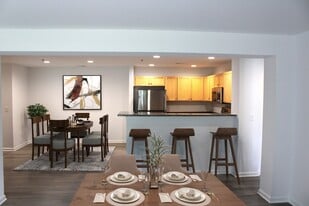 The Club at Autumn Ridge in Union Township, NJ - Building Photo