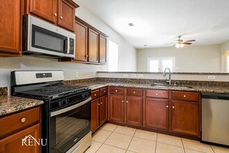 6670 Charleston Dr in Heath, TX - Building Photo - Building Photo