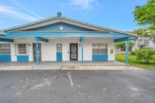 11640 NW 39th St in Coral Springs, FL - Building Photo
