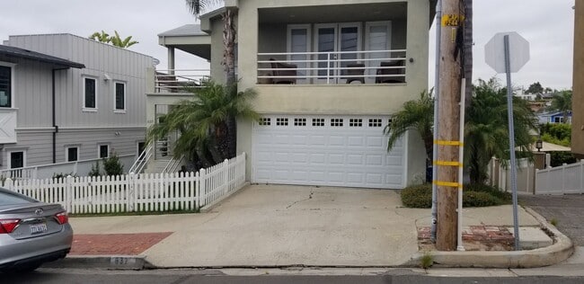 637 30th St in Hermosa Beach, CA - Building Photo - Building Photo