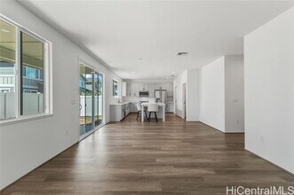 91-1975-1975 Makahehi Lp in Ewa Beach, HI - Building Photo - Building Photo