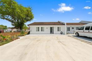 14109 SW 55th St in Miami, FL - Building Photo