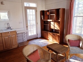 53 Crescent Ave, Unit 53 Crescent Ave. in Newton, MA - Building Photo - Building Photo