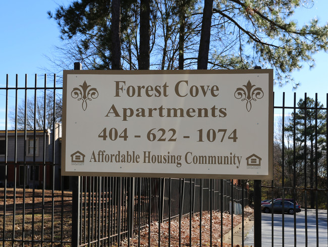 Forest Cove Apartments in Atlanta, GA - Building Photo - Building Photo