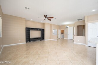 13679 W Tara Ln in Surprise, AZ - Building Photo - Building Photo