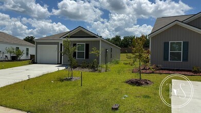 128 Lakeside Dr in Port Wentworth, GA - Building Photo - Building Photo