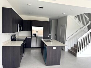 18992 SW 344th Ter in Florida City, FL - Building Photo - Building Photo