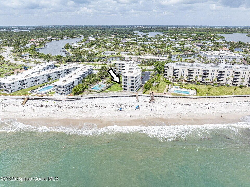 4450 Jimmy Buffett Mem Hwy in Vero Beach, FL - Building Photo