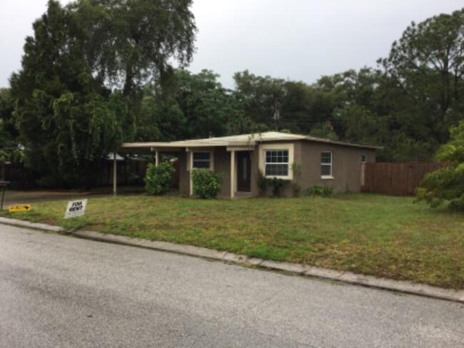 property at 10918 Starkey Rd