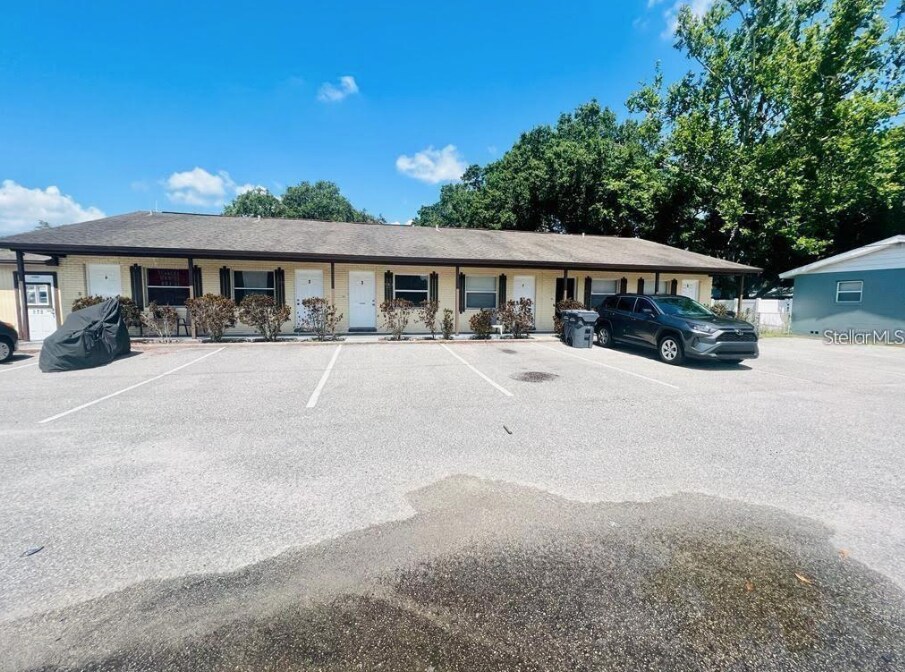 991 Berkley Rd in Auburndale, FL - Building Photo