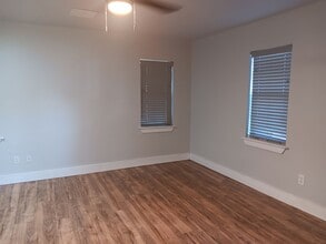 4020 Thomas Dr in Del City, OK - Building Photo - Building Photo