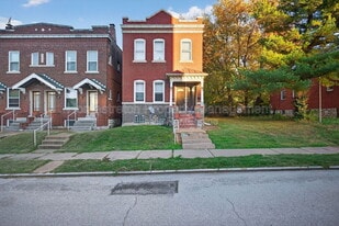 8606 Church Dr in St. Louis, MO - Building Photo