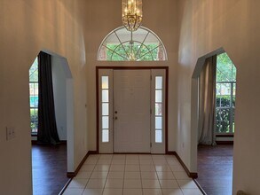 4444 Southminster Cir in Niceville, FL - Building Photo - Building Photo
