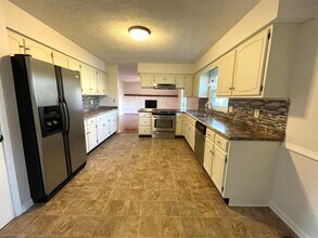 12003 Corbin Dr in Fishers, IN - Building Photo - Building Photo