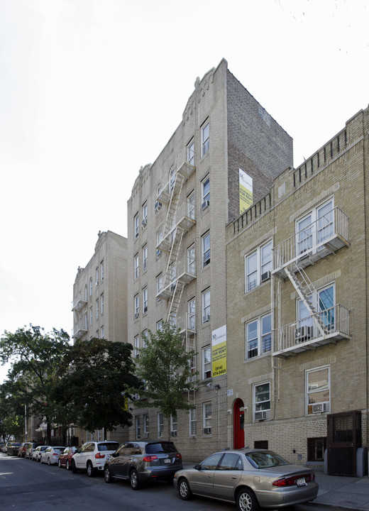 3136 Perry Ave in Bronx, NY - Building Photo