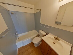 1608 S Martinson St in Wichita, KS - Building Photo - Building Photo