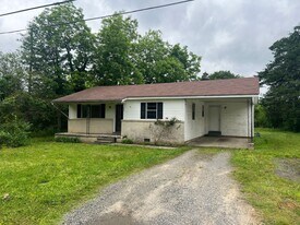 200 N 6th St in Cabot, AR - Building Photo