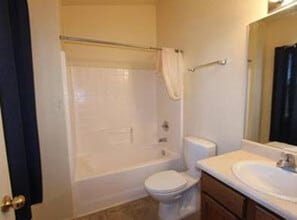 1616 East Pecan Drive in Flagstaff, AZ - Building Photo - Building Photo