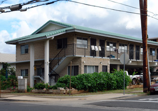 808 Ekela Ave in Honolulu, HI - Building Photo - Building Photo