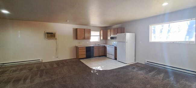 950 Sparks St N-Unit -3 in Twin Falls, ID - Building Photo - Building Photo