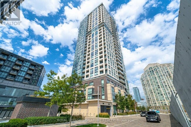 property at 20 Thomas Riley Rd
