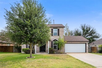 114 Bamboo Trail in Cedar Park, TX - Foto de edificio - Building Photo