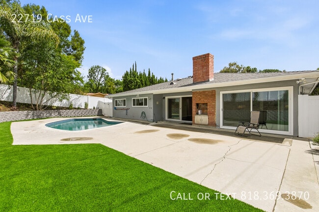 22719 Cass Ave in Los Angeles, CA - Building Photo - Building Photo