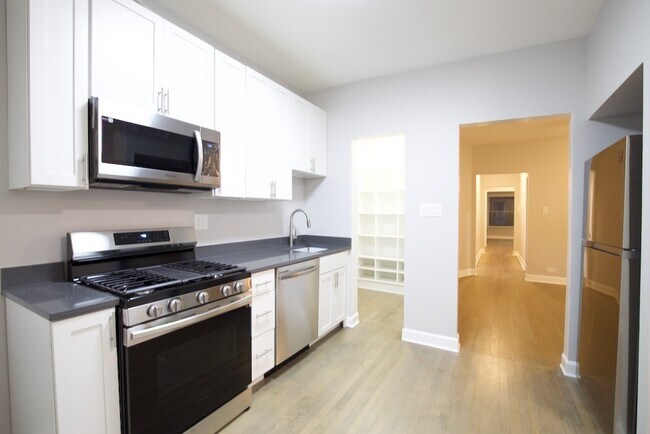 1454 W Winnemac Ave in Chicago, IL - Building Photo - Building Photo