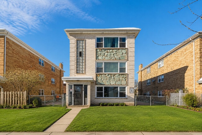 property at 856 E Capri Dr