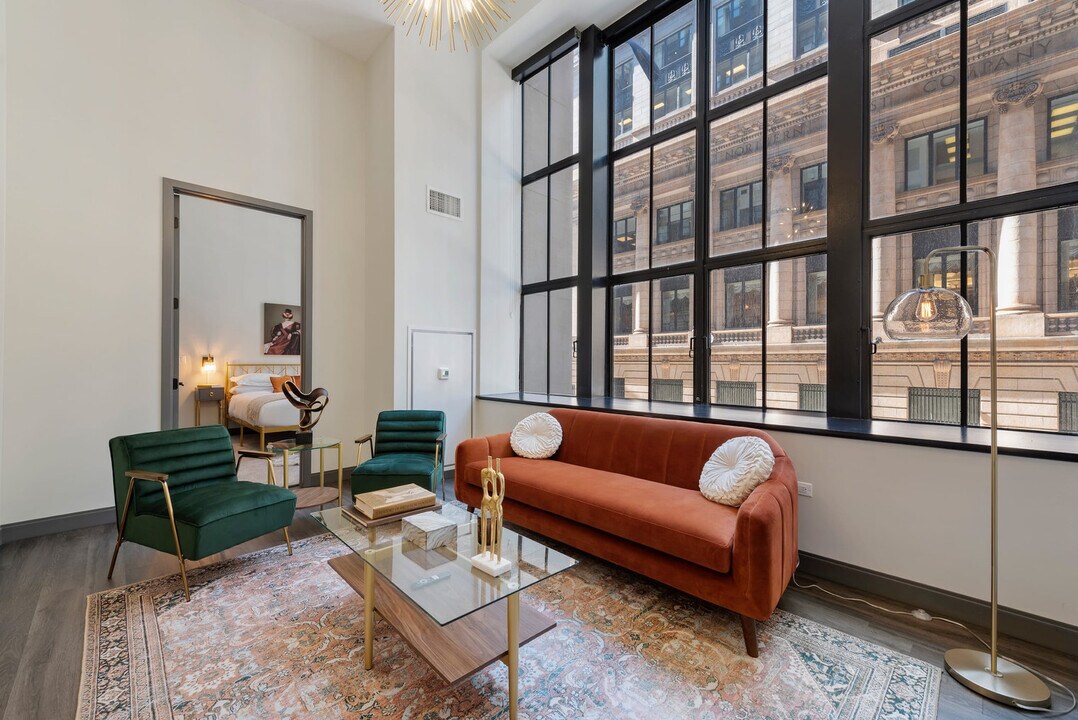 29 S La Salle St in Chicago, IL - Building Photo